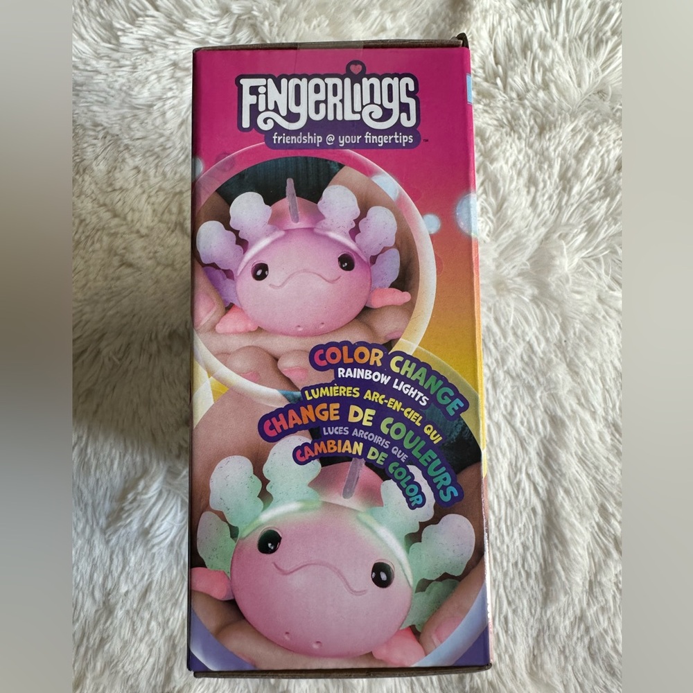 NIB Fingerlings Baby Axolotl Inflatable Pool Set - Picture 4 of 5